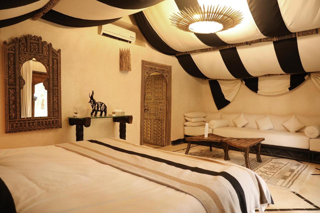 Villa Le Perroquet Bleu Marrakesh Buitenkant foto